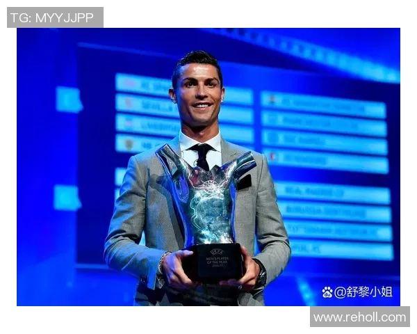 37岁足球明星重返赛场传奇生涯再续辉煌时刻